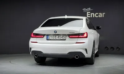 BMW 3-Series 2022, 44038 км, за 21488.56 USD