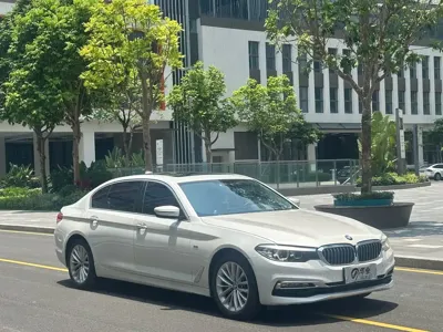 BMW 5 Series 2018, 140000 км, за 17612.96 USD