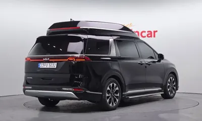 Kia Canival 2023, 113073 км, за 22871.51 USD