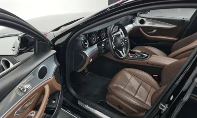 Mercedes-Benz E-Class 2020, 87309 км, за 15229.09 USD - фото 11