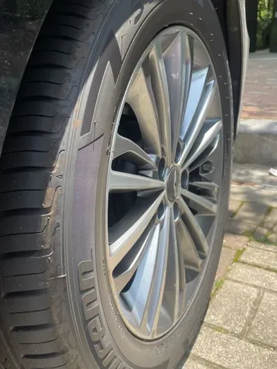 Genesis EQ900 2017, 207245 км, за 8139.61 USD
