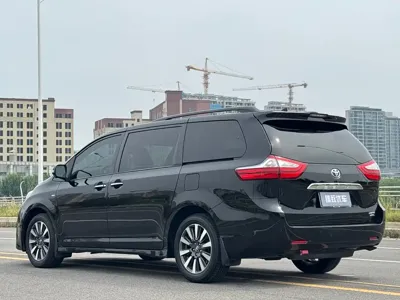 Toyota Sienna 2019, 100000 км, за 27523.59 USD - фото 8