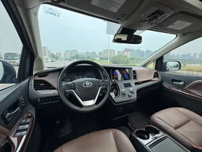 Toyota Sienna 2019, 100000 км, за 27523.59 USD - фото 31