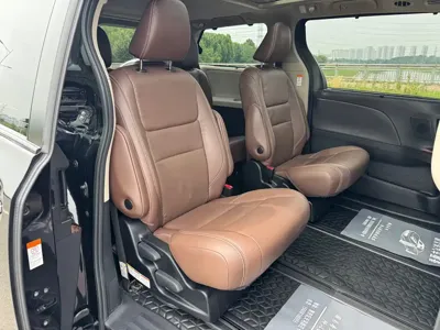 Toyota Sienna 2019, 100000 км, за 27523.59 USD - фото 33