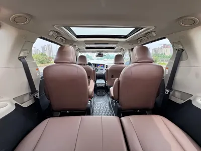 Toyota Sienna 2019, 100000 км, за 27523.59 USD - фото 37