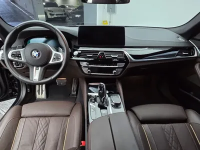 BMW 5-Series 2023, 44601 км, за 28664.51 USD - фото 7
