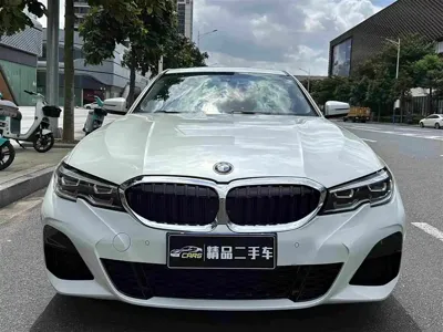 BMW 3 Series 2021, 93000 км, за 18076.98 USD