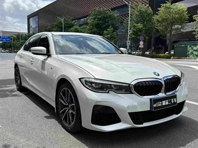 BMW 3 Series 2021, 93000 км, за 18076.98 USD