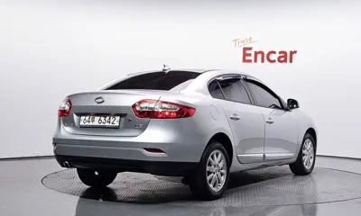 Renault-KoreaSamsung SM3 2010, 73383 км, за 1652.57 USD