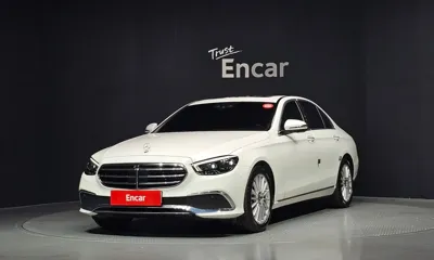 Mercedes-Benz E-Class · 2022 год