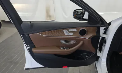 Mercedes-Benz E-Class 2022, 73618 км, за 23129.31 USD - фото 24