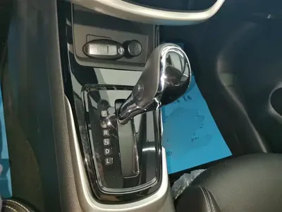 Nissan Tiida 2021, 10600 км, за 8725.55 USD - фото 16