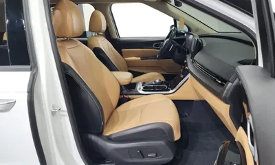Kia Canival 2023, 34489 км, за 20060.52 USD - фото 11