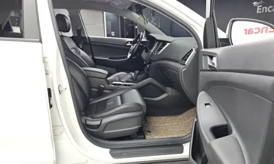 Hyundai Tucson 2018, 105146 км, за 6825.71 USD - фото 11