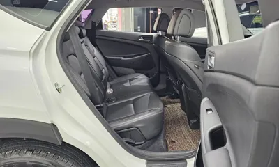 Hyundai Tucson 2018, 105146 км, за 6825.71 USD - фото 12