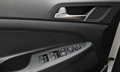 Hyundai Tucson 2018, 105146 км, за 6825.71 USD - фото 16
