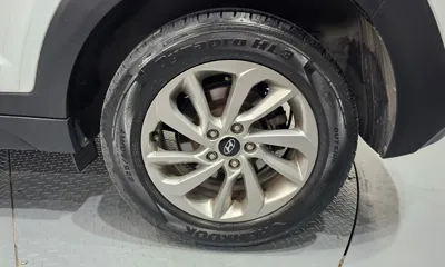 Hyundai Tucson 2018, 105146 км, за 6825.71 USD - фото 21