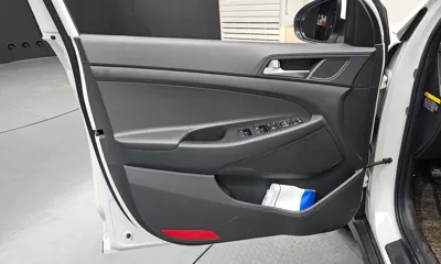 Hyundai Tucson 2018, 105146 км, за 6825.71 USD - фото 24
