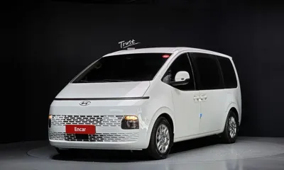 Hyundai Staria · 2022 год