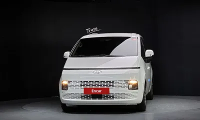 Hyundai Staria 2022, 115227 км, за 15189.96 USD