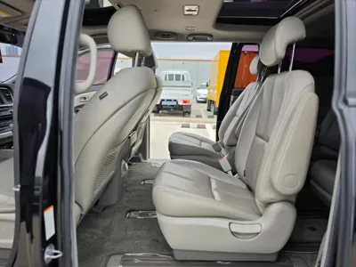 Kia Canival 2015, 119956 км, за 7605.8 USD - фото 6