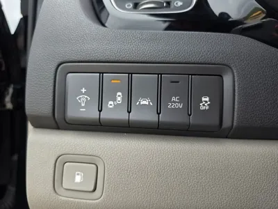 Kia Canival 2015, 119956 км, за 7605.8 USD - фото 13