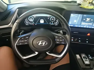 Hyundai Sonata 2022, 42800 км, за 10698.04 USD - фото 11