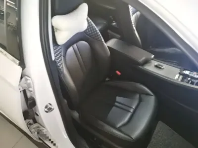 Hyundai Sonata 2022, 42800 км, за 10698.04 USD - фото 25