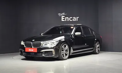 BMW 7-Series · 2017 год