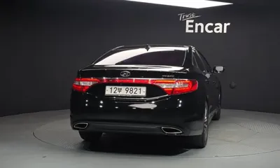 Hyundai Grandeur 2011, 157560 км, за 2297.49 USD