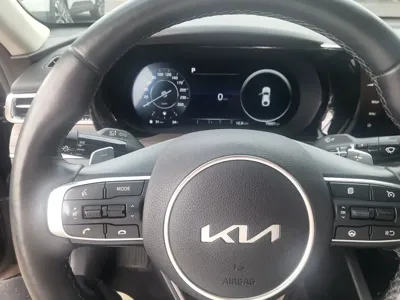 Kia K5 2023, 73321 км, за 19692.79 USD - фото 8
