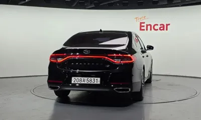 Hyundai Grandeur 2019, 72650 км, за 9360.98 USD