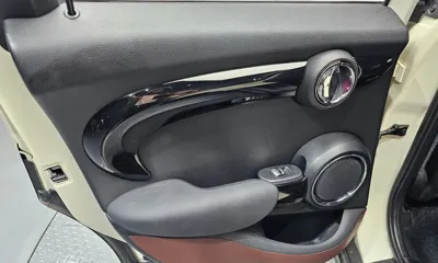MINI Cooper 2019, 55637 км, за 11356.18 USD - фото 25