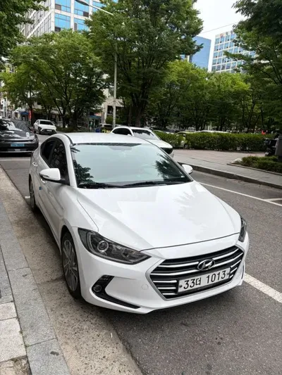 Hyundai Avante 2017, 59000 км, за 6825.71 USD