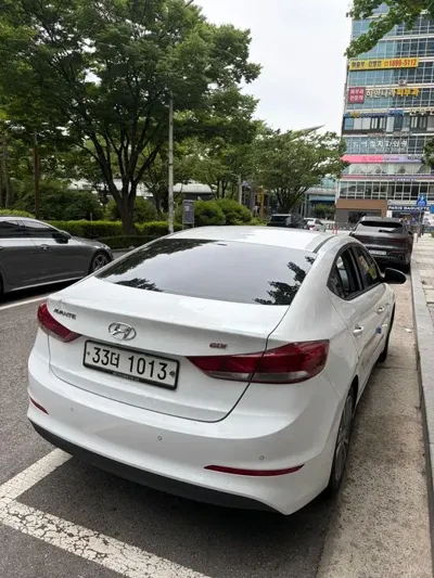 Hyundai Avante 2017, 59000 км, за 6825.71 USD