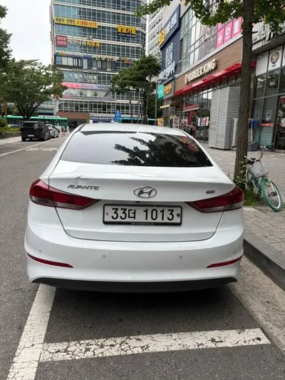 Hyundai Avante 2017, 59000 км, за 6825.71 USD