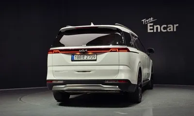 Kia Canival 2023, 66946 км, за 17395.3 USD