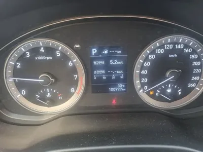 Hyundai Grandeur 2019, 100976 км, за 10364.23 USD - фото 8
