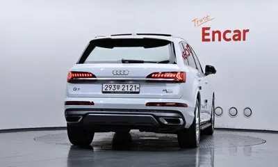 Audi Q7 2020, 52344 км, за 31777.03 USD