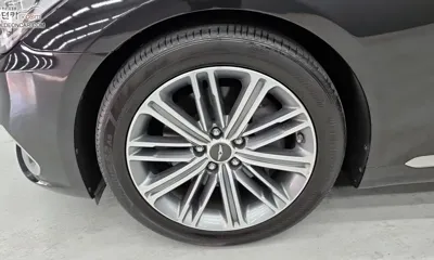 Genesis G80 2018, 66308 км, за 11809.11 USD