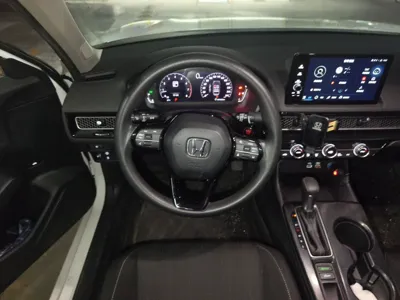 Honda Civic 2022, 41600 км, за 13029 USD - фото 11