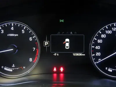Hyundai Genesis 2016, 123629 км, за 6279.75 USD - фото 9