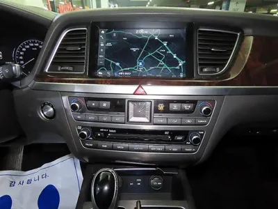 Hyundai Genesis 2016, 123629 км, за 6279.75 USD - фото 11