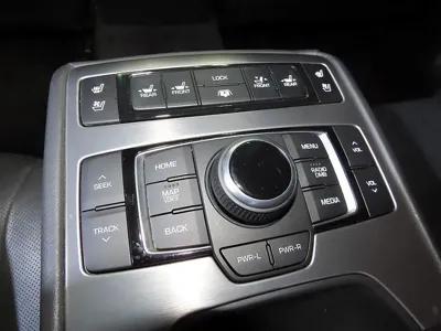 Hyundai Genesis 2016, 123629 км, за 6279.75 USD - фото 14