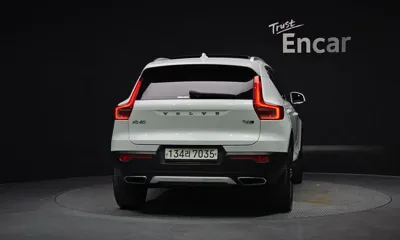 Volvo XC40 2020, 62180 км, за 17486.83 USD - фото 4