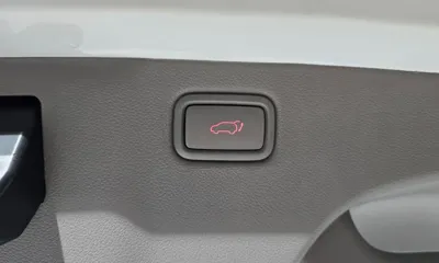 Kia Canival 2017, 114610 км, за 8385.88 USD - фото 30