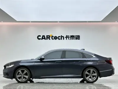 Honda Accord 2022, 33000 км, за 15302.82 USD
