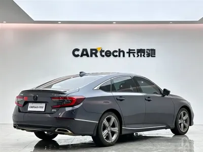 Honda Accord 2022, 33000 км, за 15302.82 USD