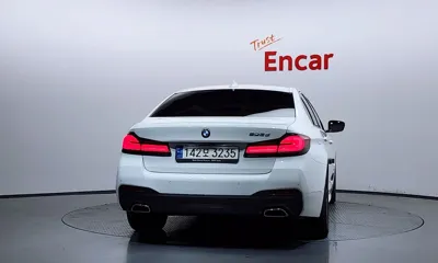 BMW 5-Series 2021, 89686 км, за 23727.48 USD