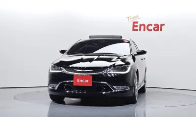 Chrysler 200 2015, 81679 км, за 3275.57 USD